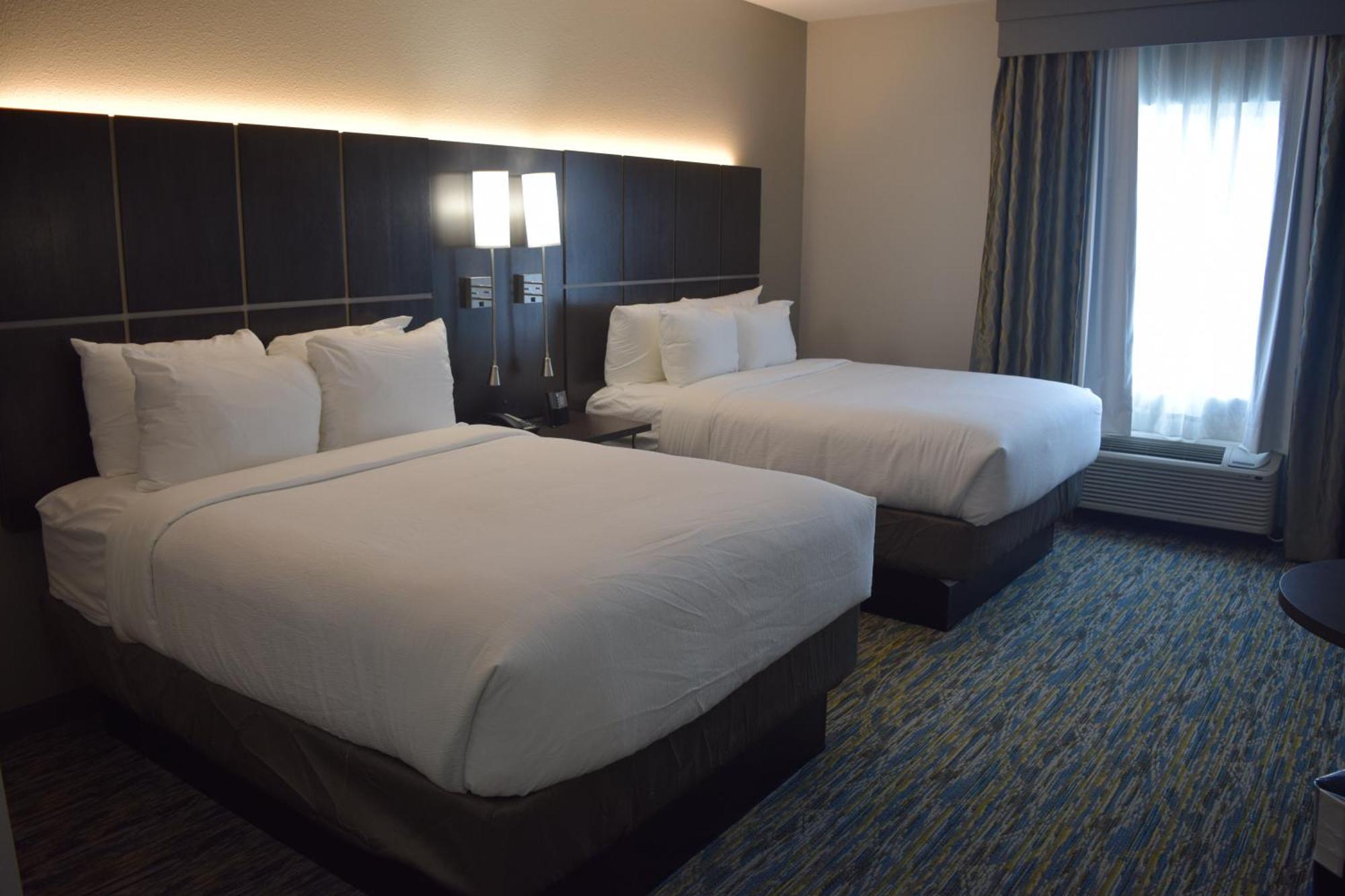 Studio Suite Two Queen Beds