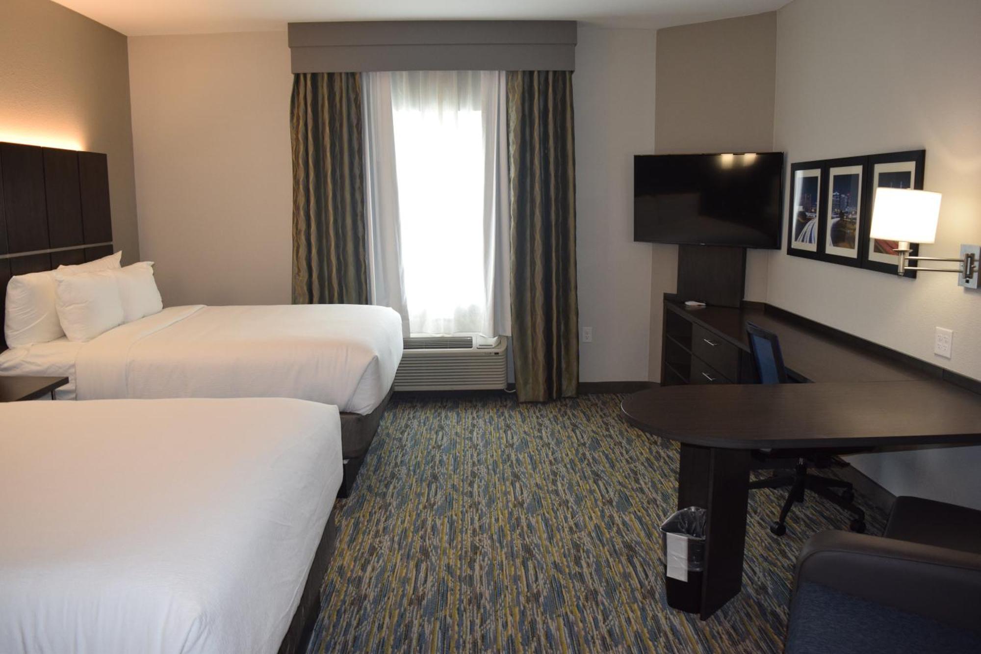 Studio Suite Two Queen Beds