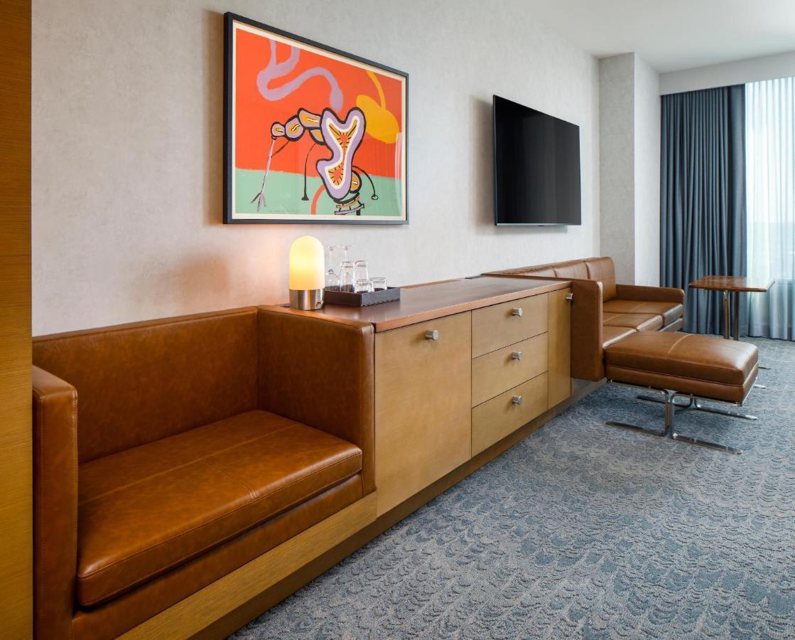 Executive Queen Room Two Queen Beds High Floor