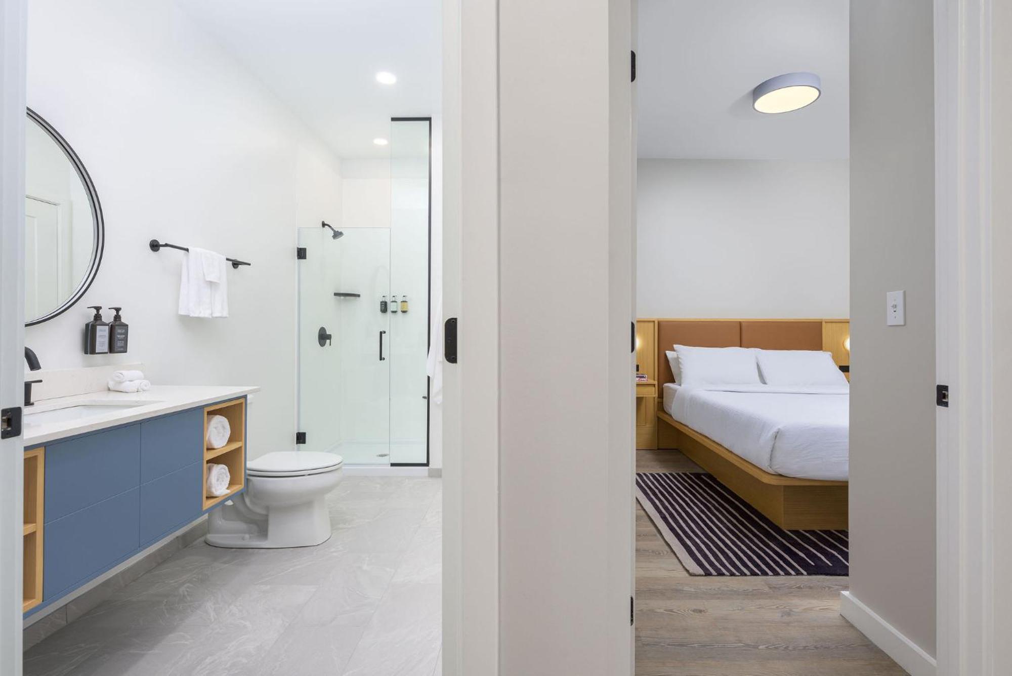 1 bedroom Suite