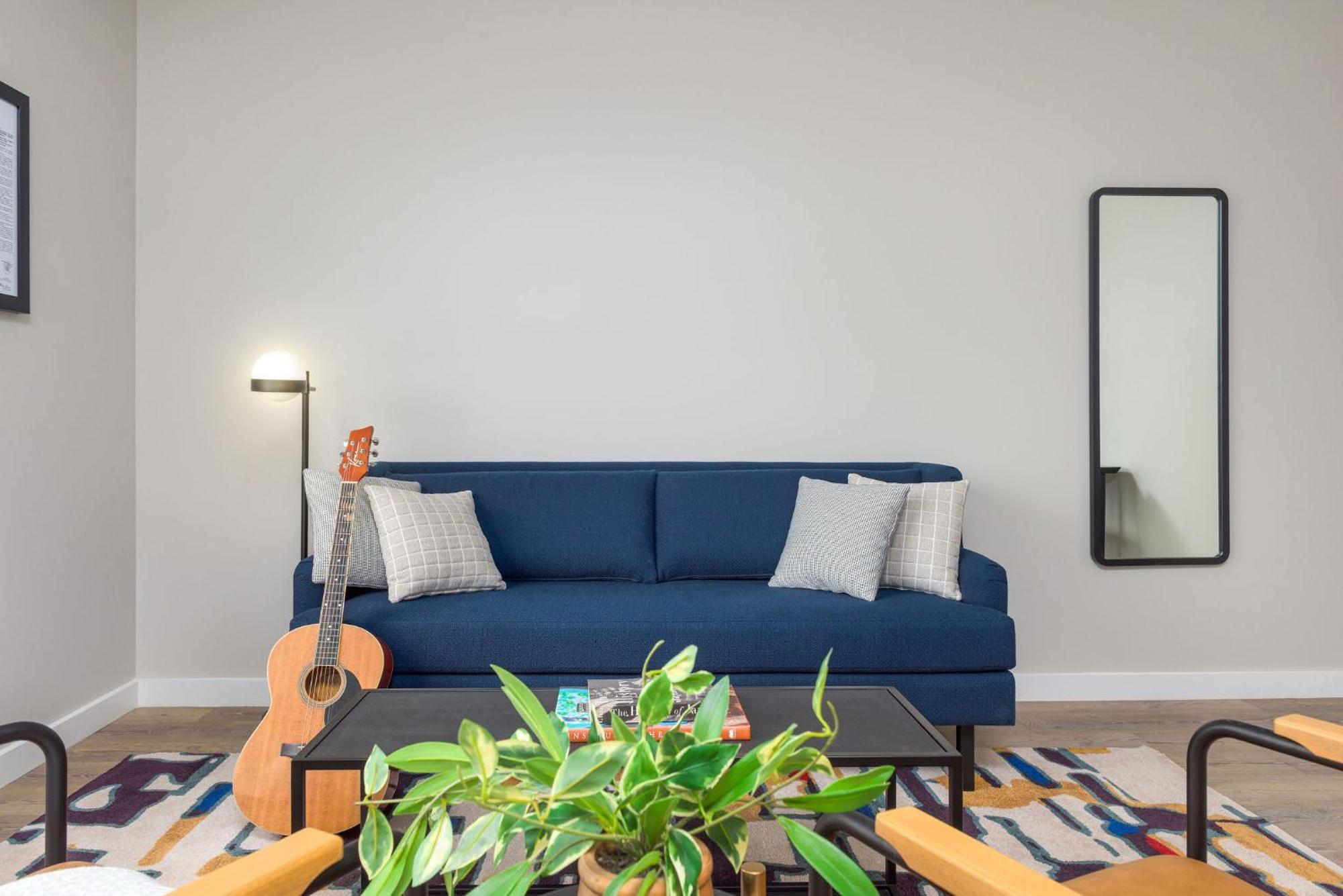 1 bedroom Suite