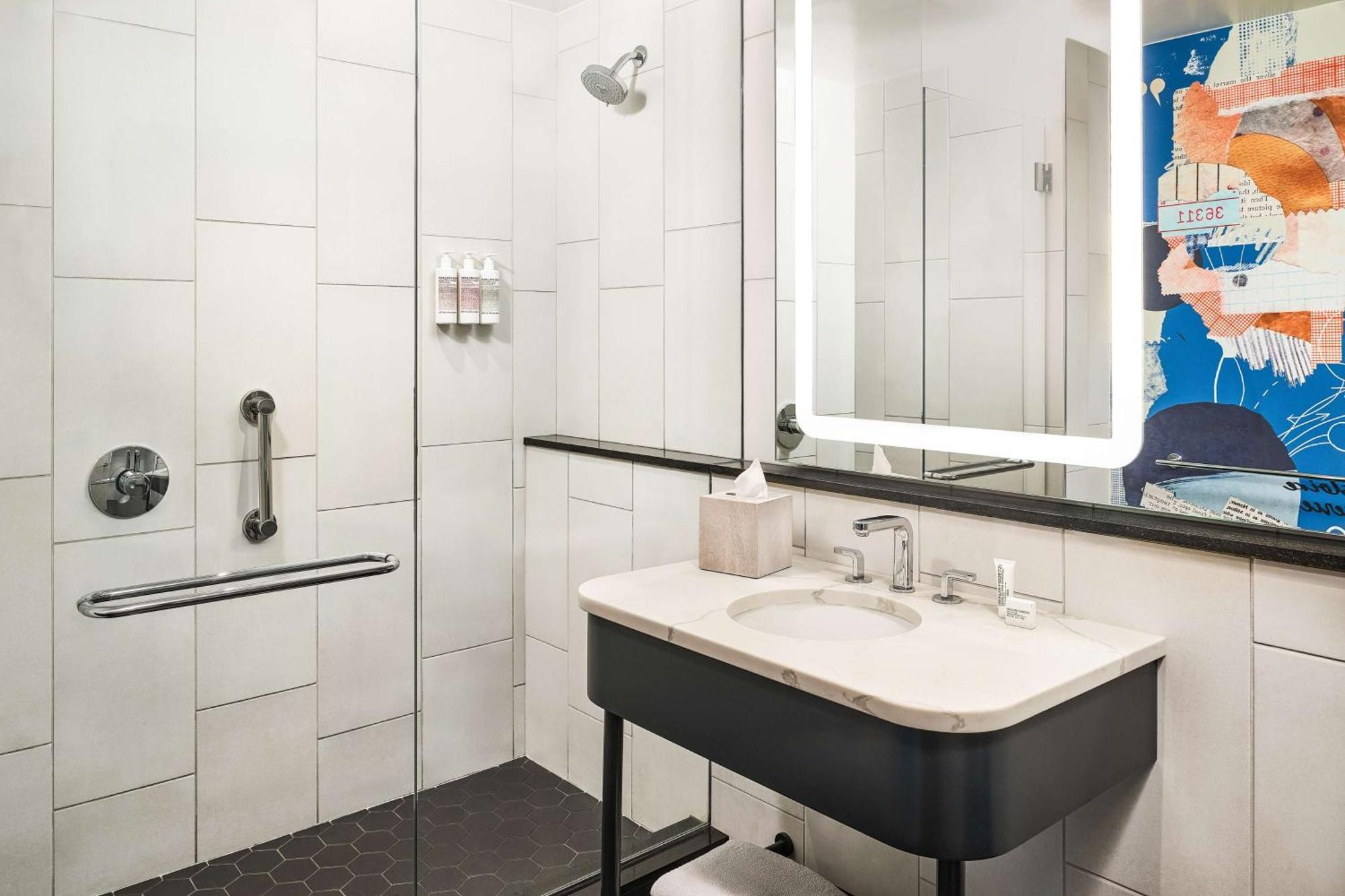 King Room with Terrace and City View - Top Floor,1642351762:JPEG