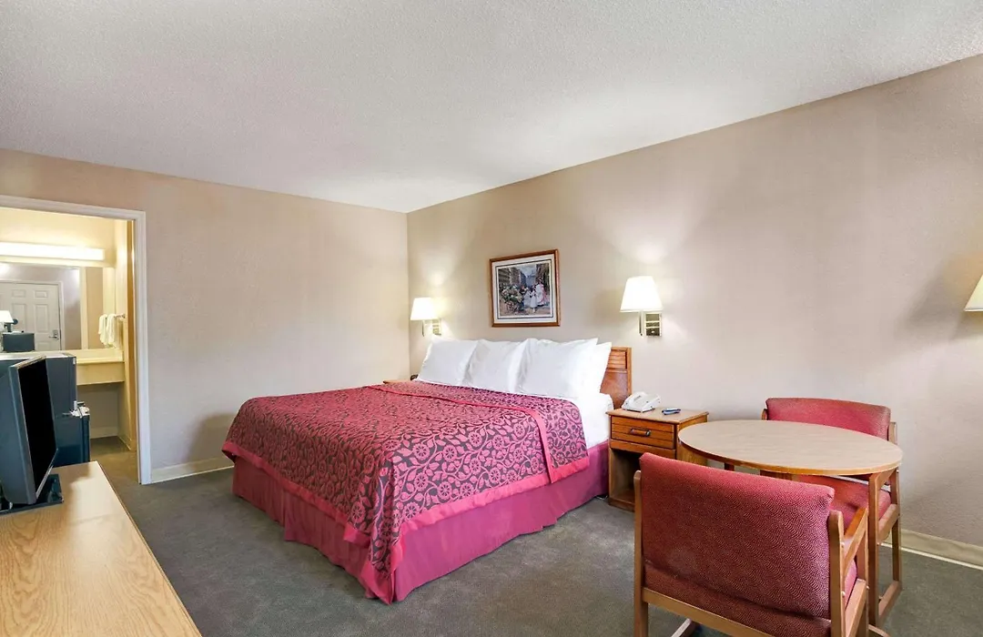Days Inn By Wyndham Joelton/Nashville-1