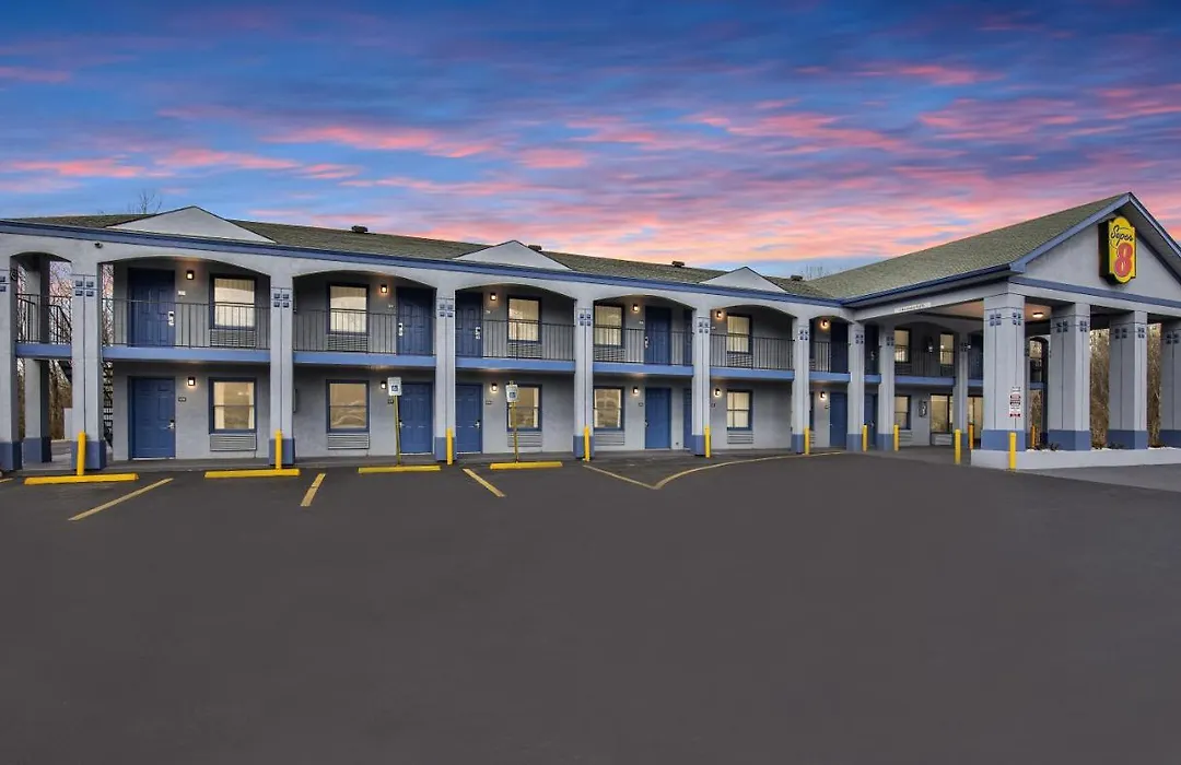 Super 8 By Wyndham Nashville West-1