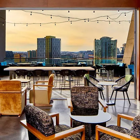 Springhill Suites By Marriott Nashville Downtown/Convention Center-3