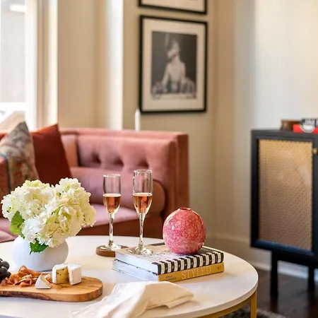 The Hart Suites By Avantstay-3