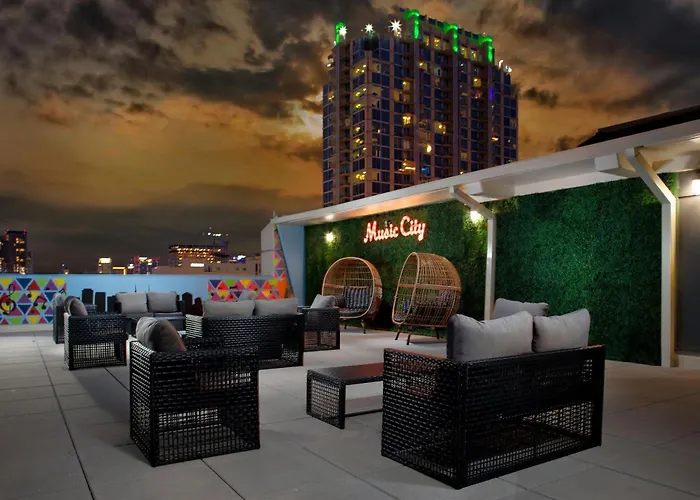 Aloft By Marriott Nashville West End